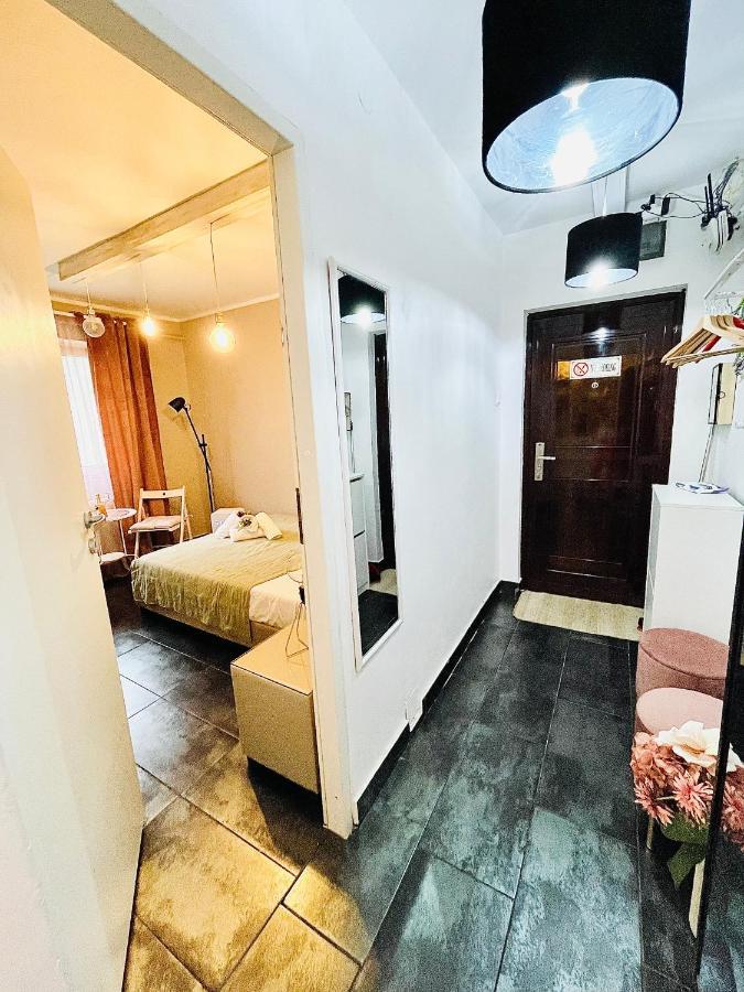 Private Place To Stay Self Check In-Nonstop- Netflix-Wifi Resita Exterior foto